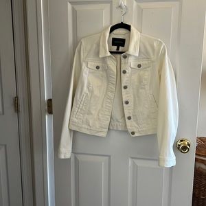 Banana Republic white jean jacket